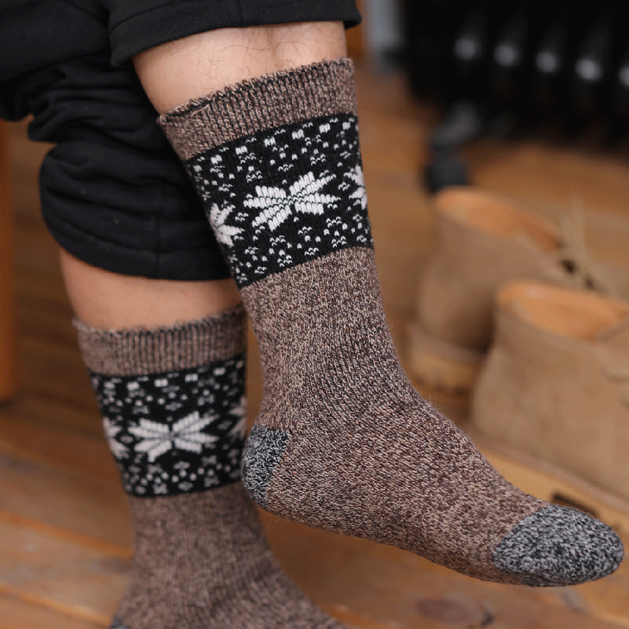 Men s Vintage 3 Pairs Lot Thick Wool Cashmere Maple Leaf Pattern Socks men-s-vintage-3-pairs-lot-thick-wool-cashmere-maple-leaf-pattern-socks