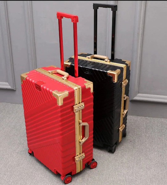 Aluminium Frame Spinner Rolling Luggage Travel Suitcase for Men and Women  -  GeraldBlack.com