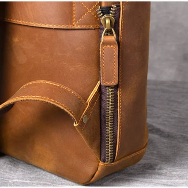 Vintage simple crazy horse cowhide genuine leather large capacity laptop travel backpack  -  GeraldBlack.com