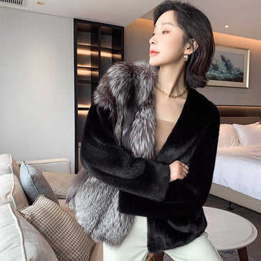 Women's Winter Warm Full Pelt Fashion Natural Mink Fur Jackets With Hood  -  GeraldBlack.com