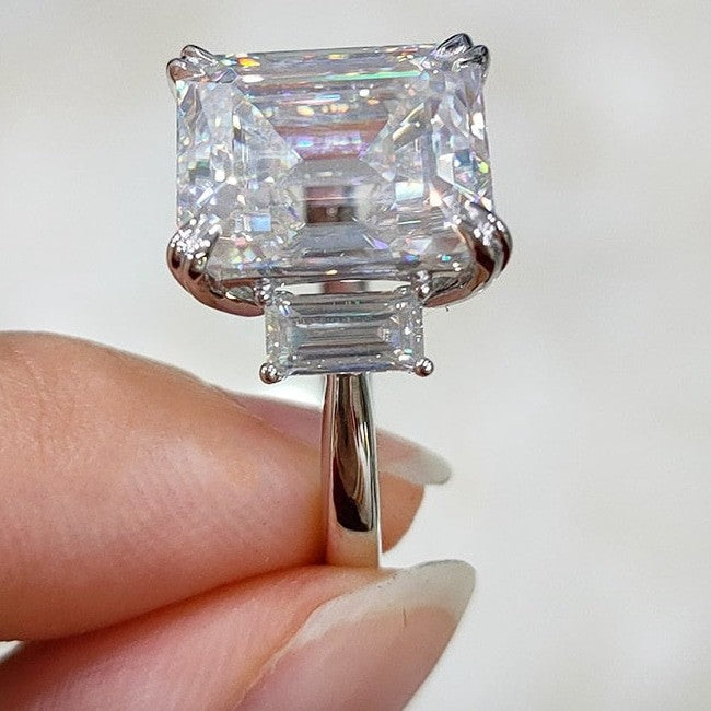 10k14k 18k 8ct 10*12mm Emerald Cut Three Stones Ring for Women  -  GeraldBlack.com