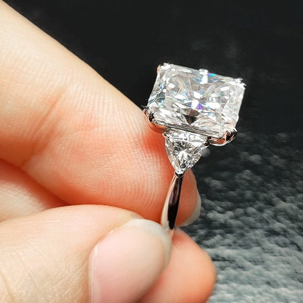 18k 7*9mm 8*10mm Radiant Cut Moissanite Stone Ring for Women  -  GeraldBlack.com