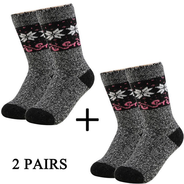 2 Pairs Lot Vintage Wool Thick Maple Leaf Pattern Cashmere Women's Socks  -  GeraldBlack.com