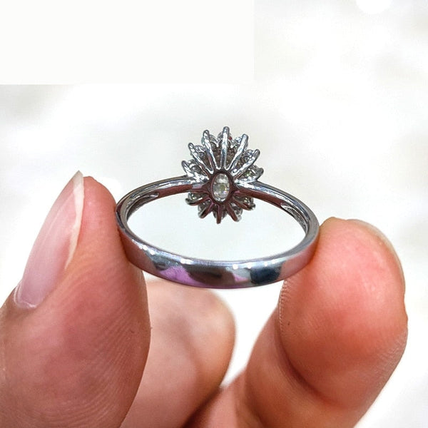 925 Sterling Silver Moissanite 1ct Oval Flower Wedding Ring for Women  -  GeraldBlack.com