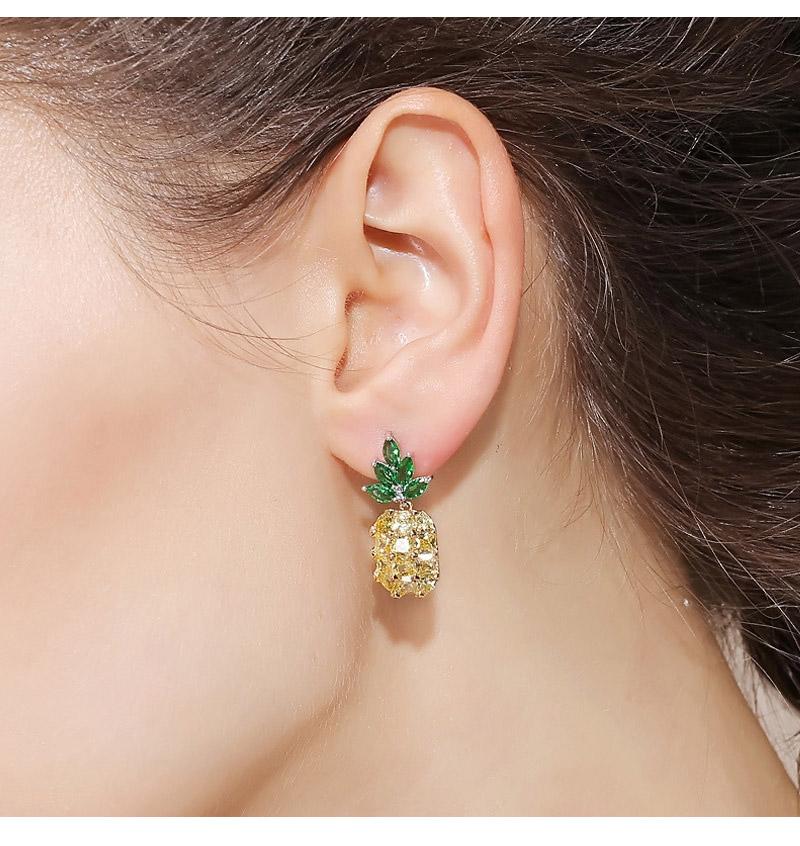 925 Sterling Silver Pineapple Stud Earring for Women with Green Zircon  -  GeraldBlack.com