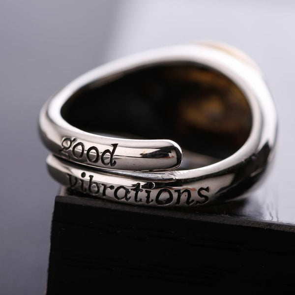 925 Sterling Silver Vintage Opening Small Tail Praying Hands Unisex Ring - SolaceConnect.com