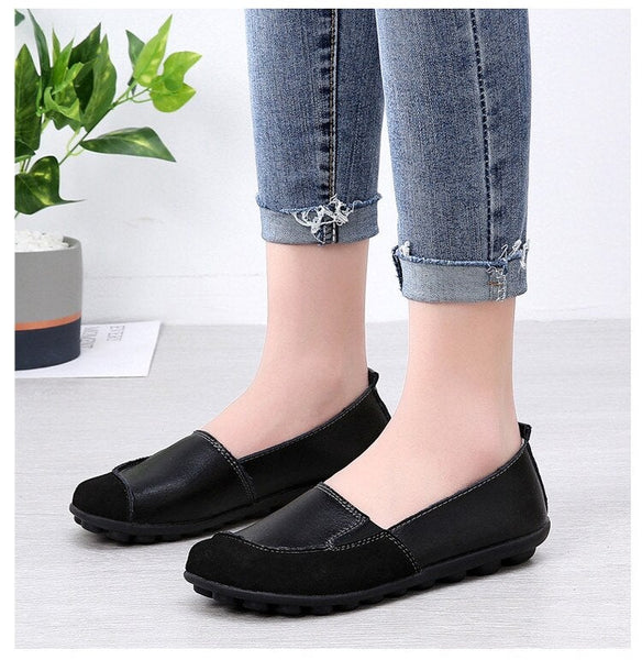 Big Flexible Moccasin Women's Solid Genuine Leather Slip-on Flats Loafers - SolaceConnect.com