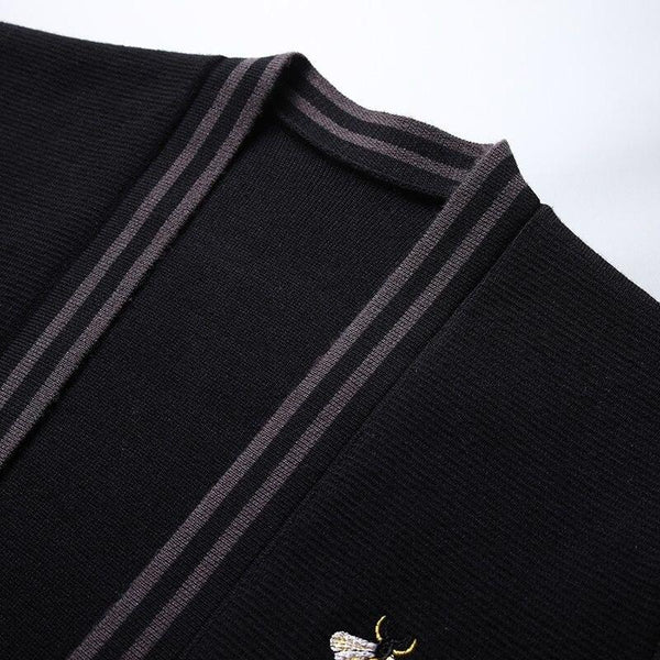 Elegant Casual Korean Men's Solid O-Neck Bee Embroidery Sweater Cardigan - SolaceConnect.com