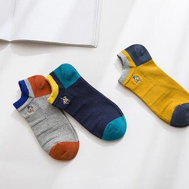 Fashionable Double Needle Embroidered Cotton Boat Socks for Men - SolaceConnect.com