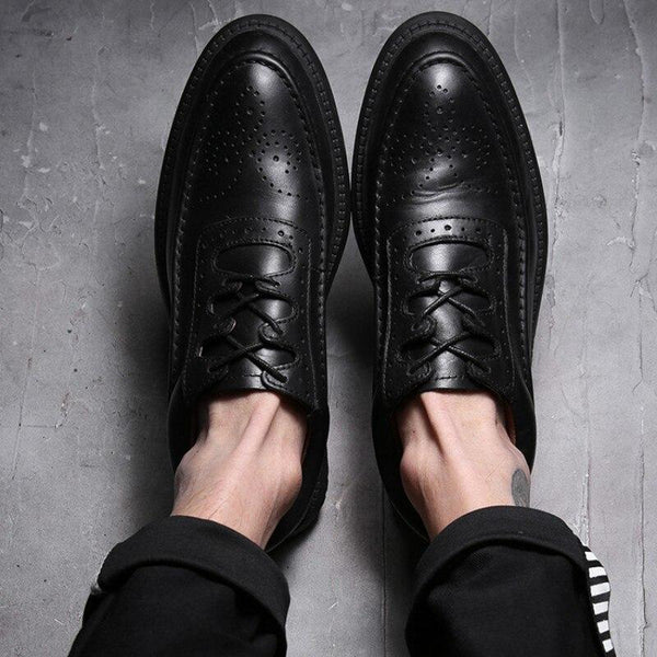 Handmade Classic Retro England Style Leather Carved Brogue Shoes - SolaceConnect.com
