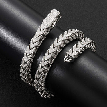 Hip Hop 3A+ CZ Stone Paved Bling Iced Out V Shape Snake Bone Link Chain Necklaces for Men Rapper Jewelry Gold Silver Color Gift  -  GeraldBlack.com