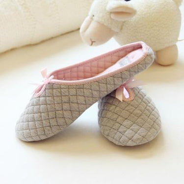 Lovely Bowtie Winter Women's Home Slippers with Soft Bottom for Indoor Use - SolaceConnect.com