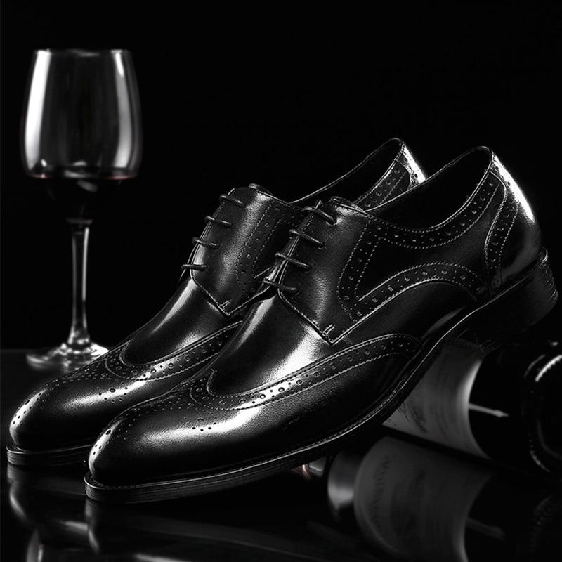 Men's Formal Oxford Shoes with Solid Pattern and Pointed Toe - SolaceConnect.com