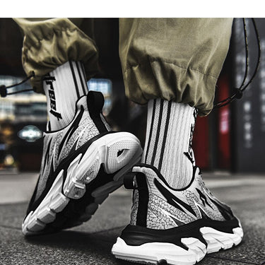 Men's Plus Size High Elasticity Sweat-Absorbant Light Sneakers Casual Shoes - SolaceConnect.com
