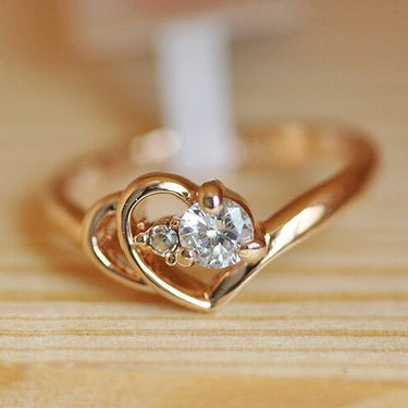 Rose Gold Color Austrian Cubic Zirconia Crystal Wedding Ring for Women  -  GeraldBlack.com