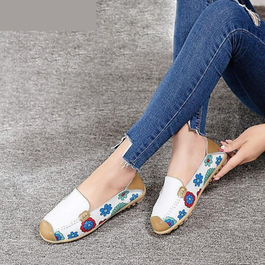 Spring Autumn Women's Hole White Color Flower Genuine Leather Flats Loafers  -  GeraldBlack.com