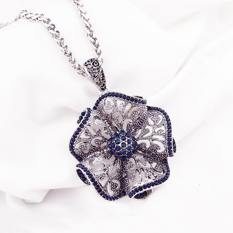 Vintage Flower Pendant Long Necklace for Women - Fashion Jewelry Necklaces  -  GeraldBlack.com