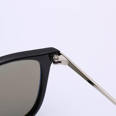 Vintage Men's Mirror Gradient Polarized Cool Driving Sunglasses - SolaceConnect.com