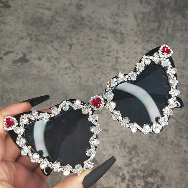 Vintage Sexy Crystal Heart Sunglasses For Women Diamond Sun Glasses Ladies Retro Hip Hop Cool Eyewear  -  GeraldBlack.com