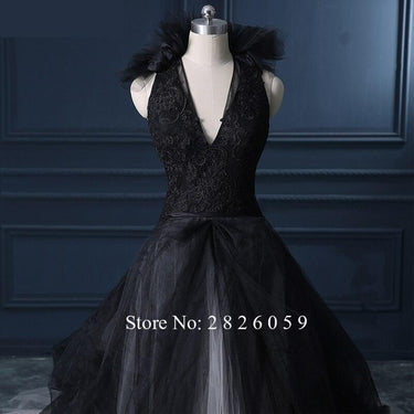 Vintage Style A-Line Sleevess Appliques Tulle Black Floor Length Wedding Dresses - SolaceConnect.com