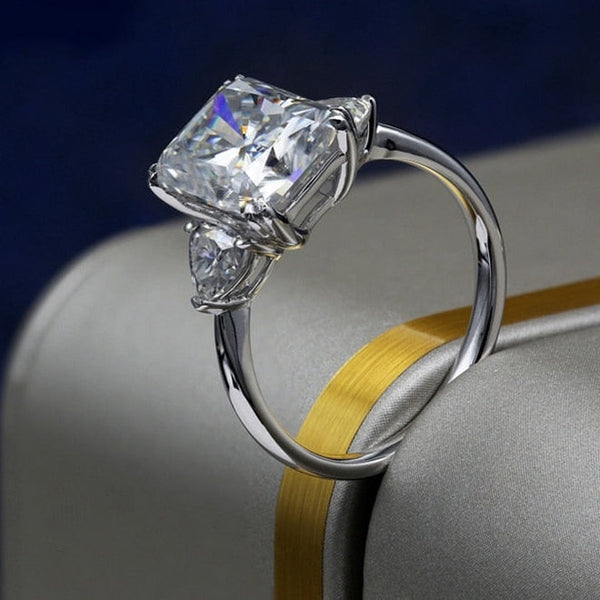 White Gold 7*9mm 8*10mm Radiant Cut White Moissanite Stone Ring for Women  -  GeraldBlack.com