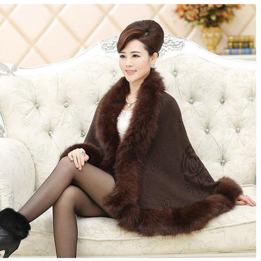 Winter Fashion Women's Leather Grass Fox Fur Collar Shawl Cape - SolaceConnect.com