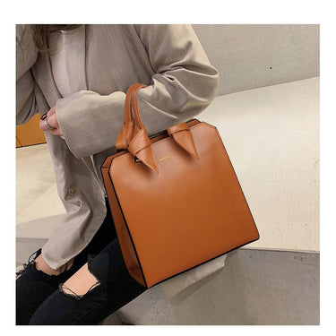 Women Fashion Commuter Genuine Leather High Grade Messenger Large Capacity Handbag  -  GeraldBlack.com