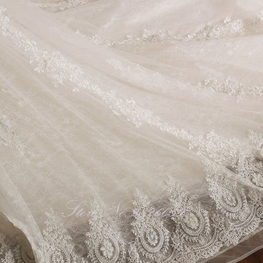 Women's A-line Sleeveless Beaded Lace Appliques Strapless Wedding Dress  -  GeraldBlack.com