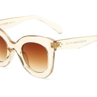 Women's Big Frame Designer Shades Vintage UV400 Sunglasses with Rivet - SolaceConnect.com