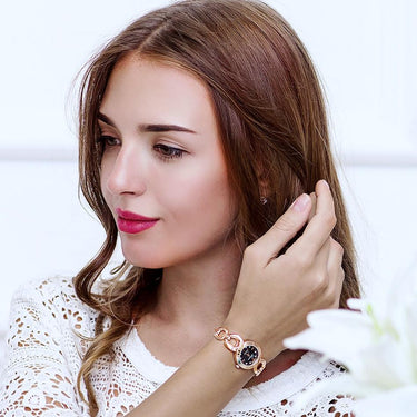 Women's Classic Fashion Gold Alloy Luxury Quartz Bracelet Watches  -  GeraldBlack.com
