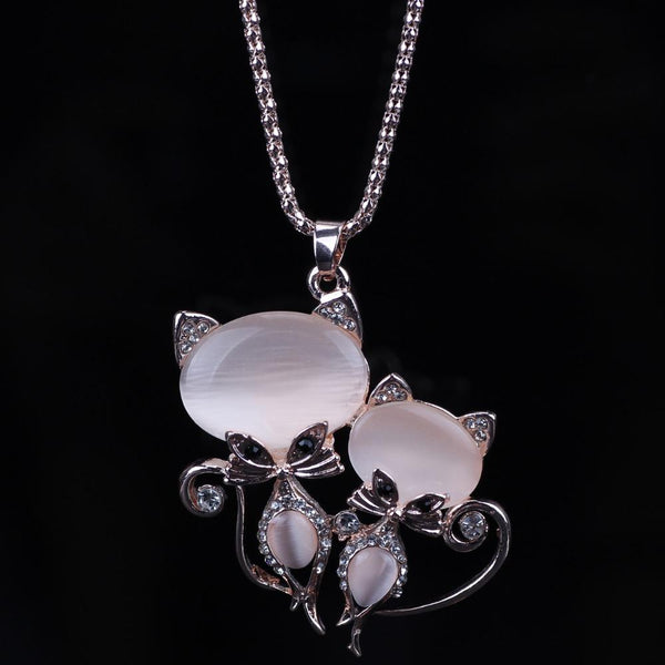 Women's Fashion Jewelry Cat Pendant Zinc Alloy Crystal Long Chain Necklace - SolaceConnect.com