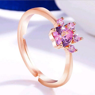 Women's Fashion Round Rose Gold Color Dog Claw Shaped Crystal Ring - SolaceConnect.com