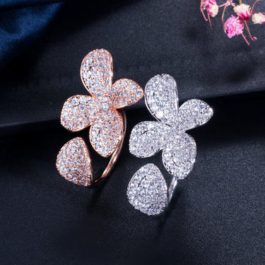 Women's Lucky Four Leaf Clover White Zircon Adjustable Wedding Ring - SolaceConnect.com