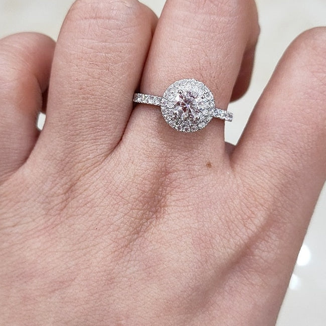 Women's Luxury Moissanite Engagement Ring 9mm D Round Diamond Rings  -  GeraldBlack.com