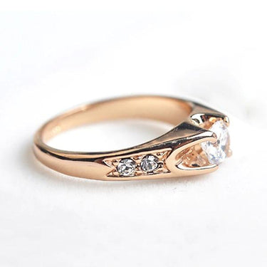 Women's Rose Gold Color Wedding Engagement Rings with Austrian Crystal - SolaceConnect.com