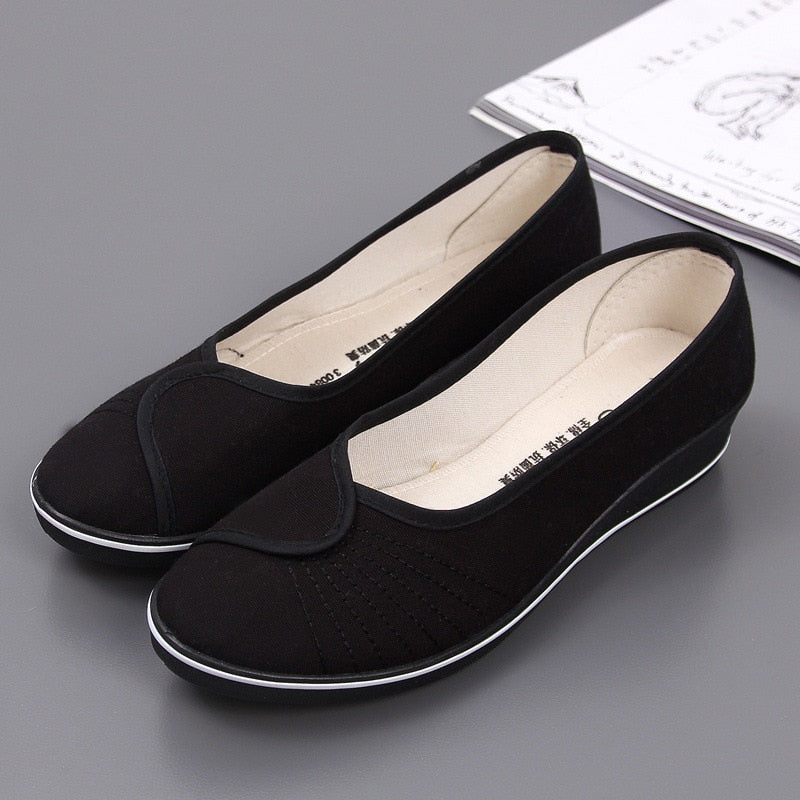 Women's Soft Slip On Canvas Flats Solid Casual Breathable Shoes For Mother  -  GeraldBlack.com