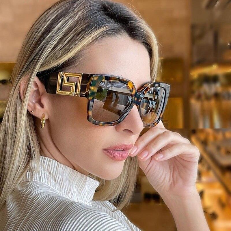 Women's Stylish Square Leopard Color Frame Oversized Sunglasses  -  GeraldBlack.com