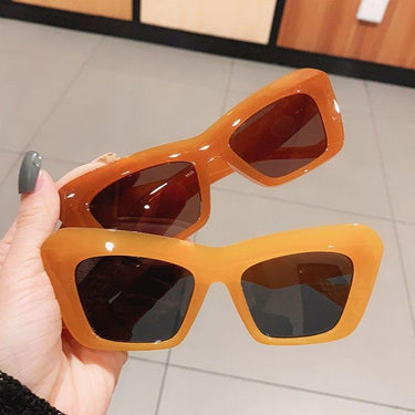 Women's Vintage Cat Eye Fashion Oversized Sunglasses in Candy Color  -  GeraldBlack.com