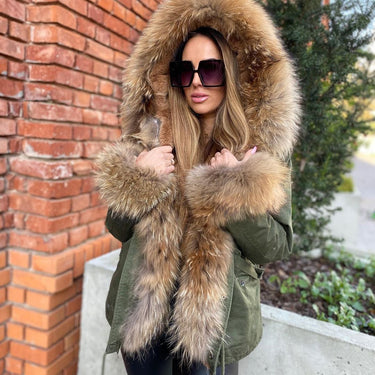 Women's Winter Fashion Thick Jacket with Long Sleeves and Faux Fur Lining  -  GeraldBlack.com